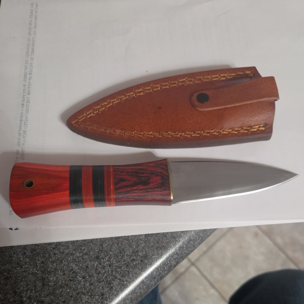 8 inch DAGGER Wood Combo Handle Knife.