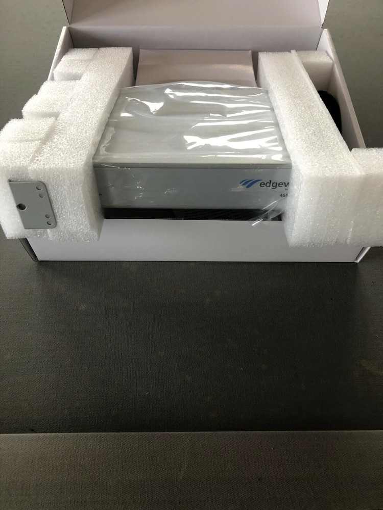 New EDGEWATER NETWORKS 4550 EdgeMarc 5 Network Services Gateway EM-4550-5