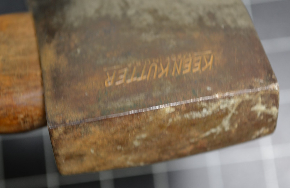 KEEN KUTTER - 2 1/2# - SINGLE BIT CAMP AXE - ALL ORIGINAL