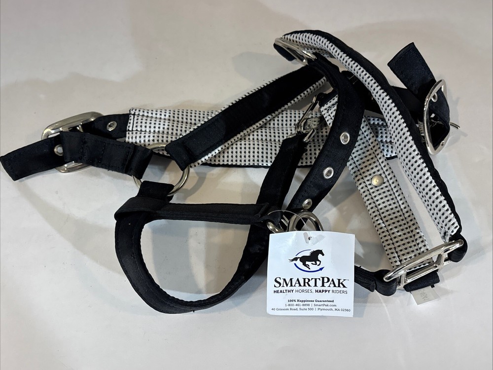 SmartPak Luxe Quilted Halter Size: COB Color: Black