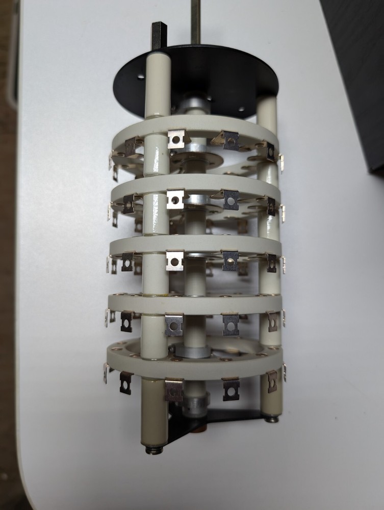 RF Switch - Model 88, 5 Pole , 11 Throw , 13 kv / 30 amps