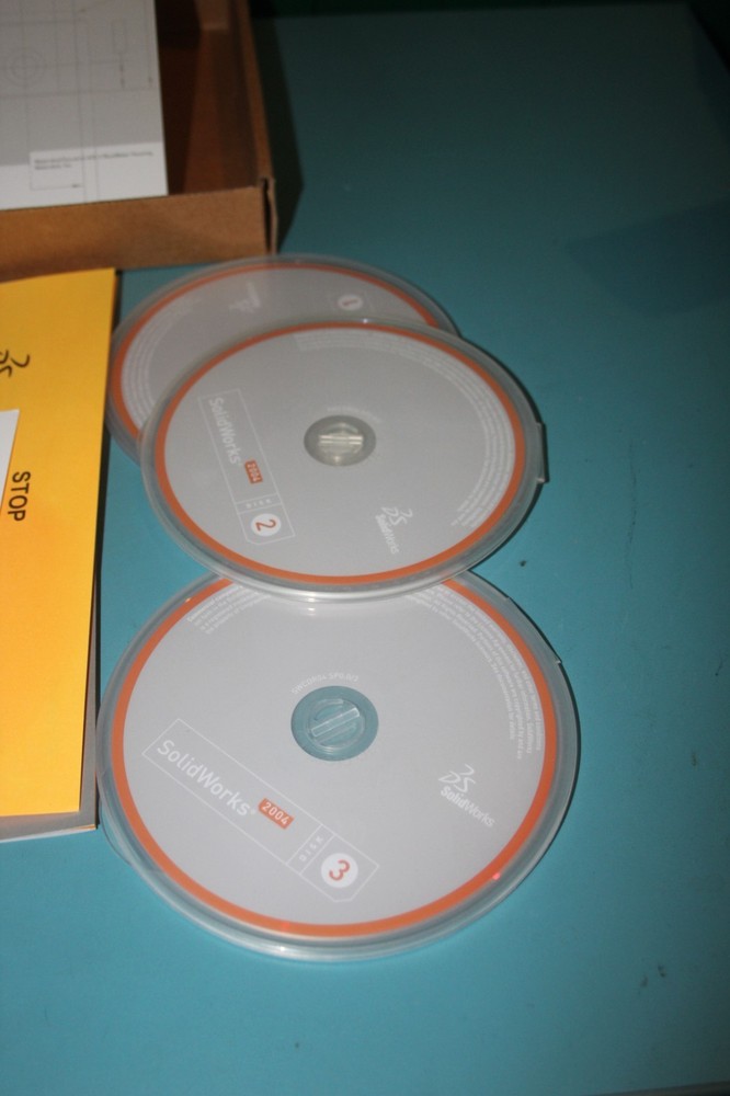 Solidworks 2004 Software UPDATE W/ INSTALL DISCS - NO LICENSE KEY SN OR DONGLE