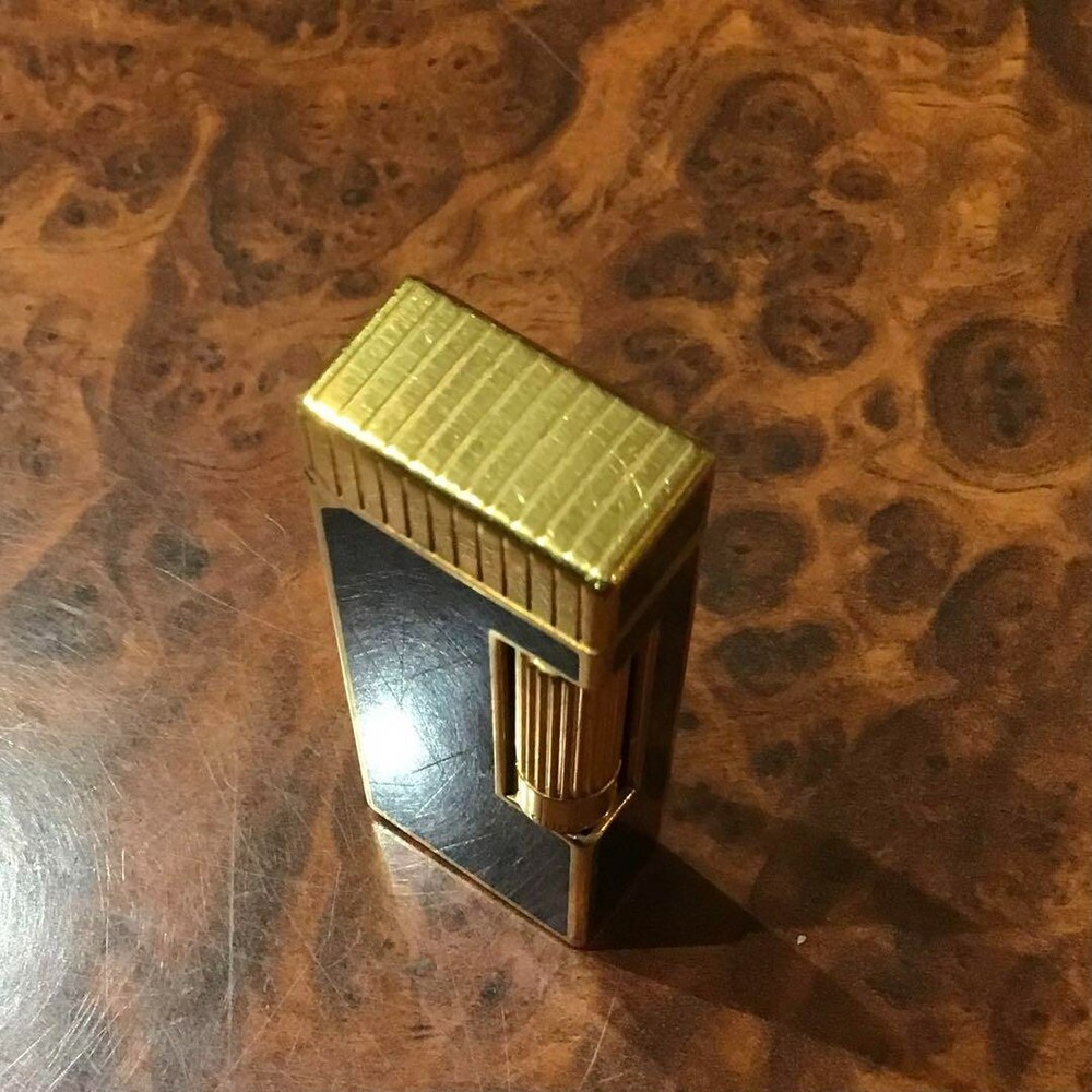 Working Dunhill Gas Lighter Black Lacquer Gold without box
