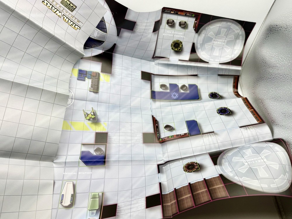 Star Wars Miniatures battle grid/poster/map, fold-out