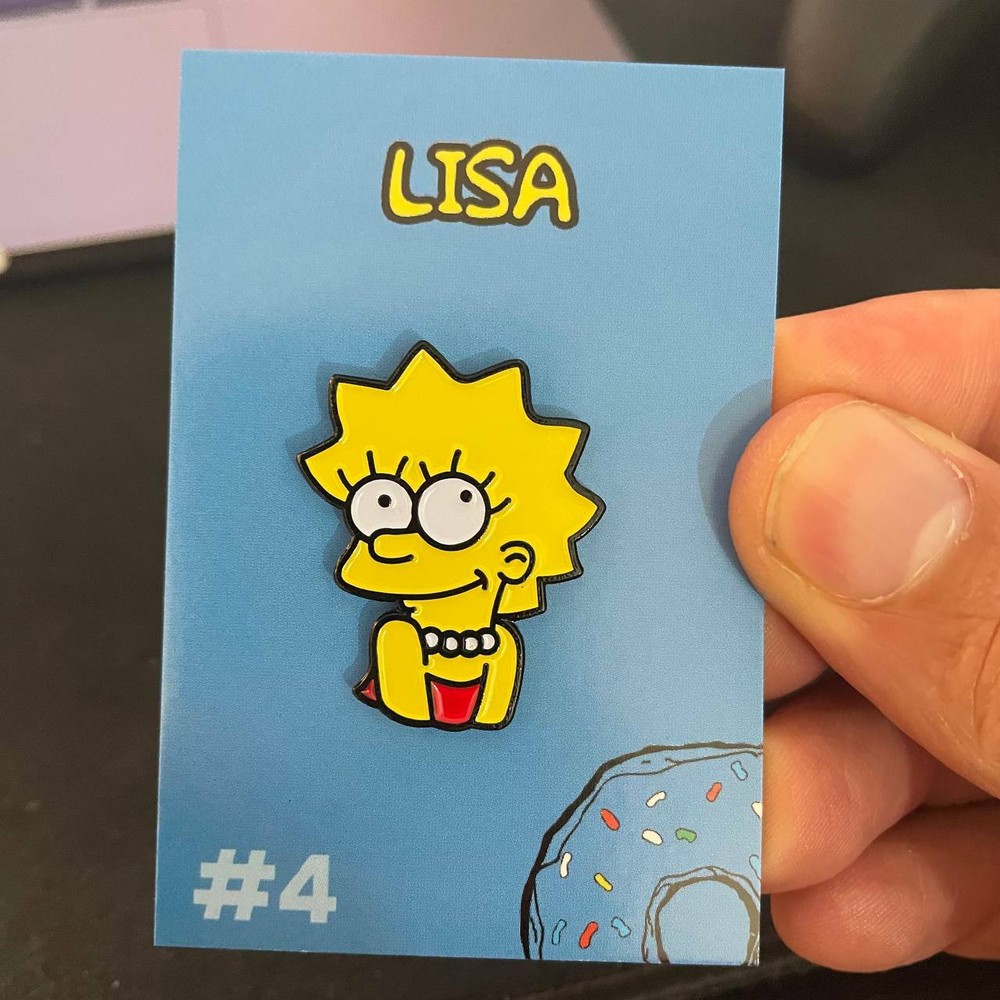 Lisa Simpson - The Simpsons Enamel Pin (New)