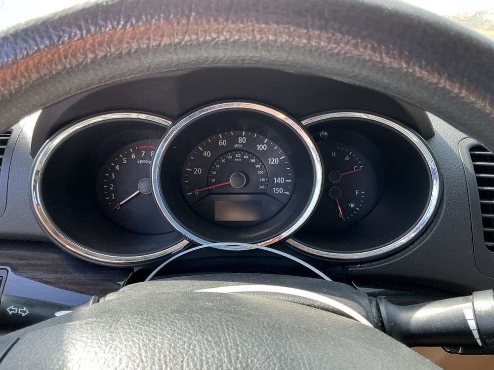 SORENTO 2011 Glove Box 5050733