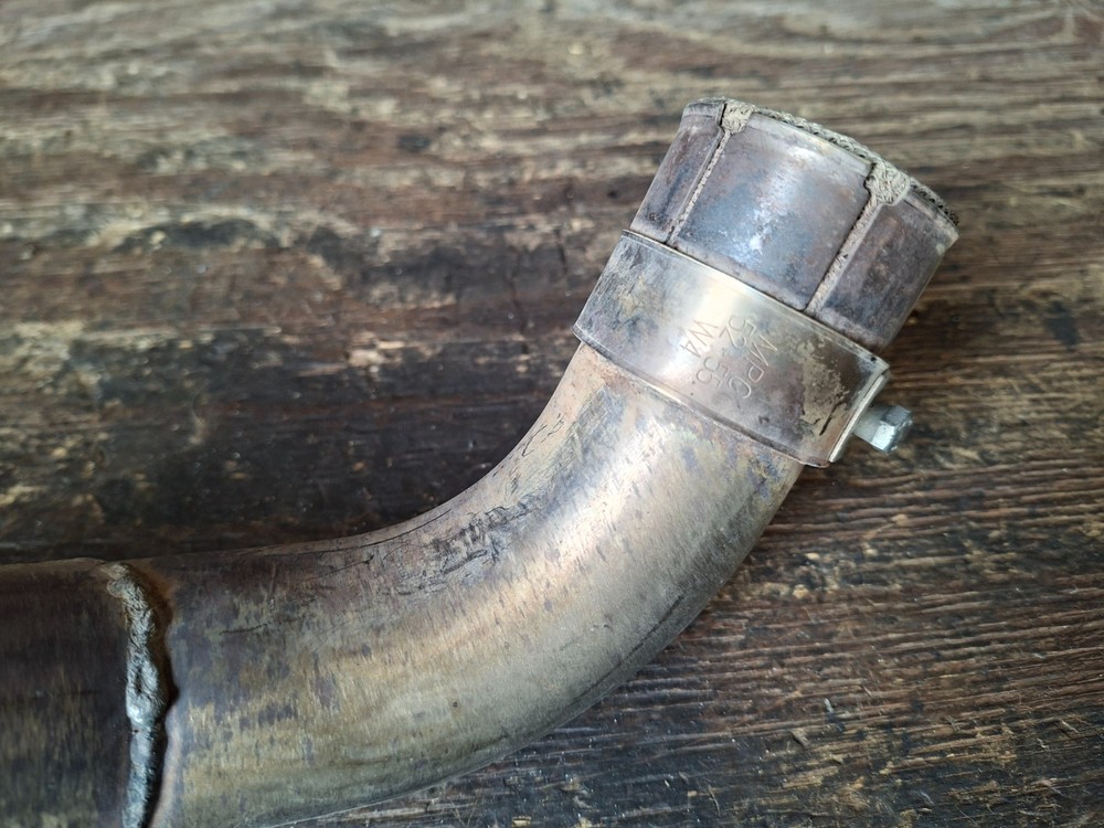 Triumph Speed Triple 1050 - Exhaust Link Pipe