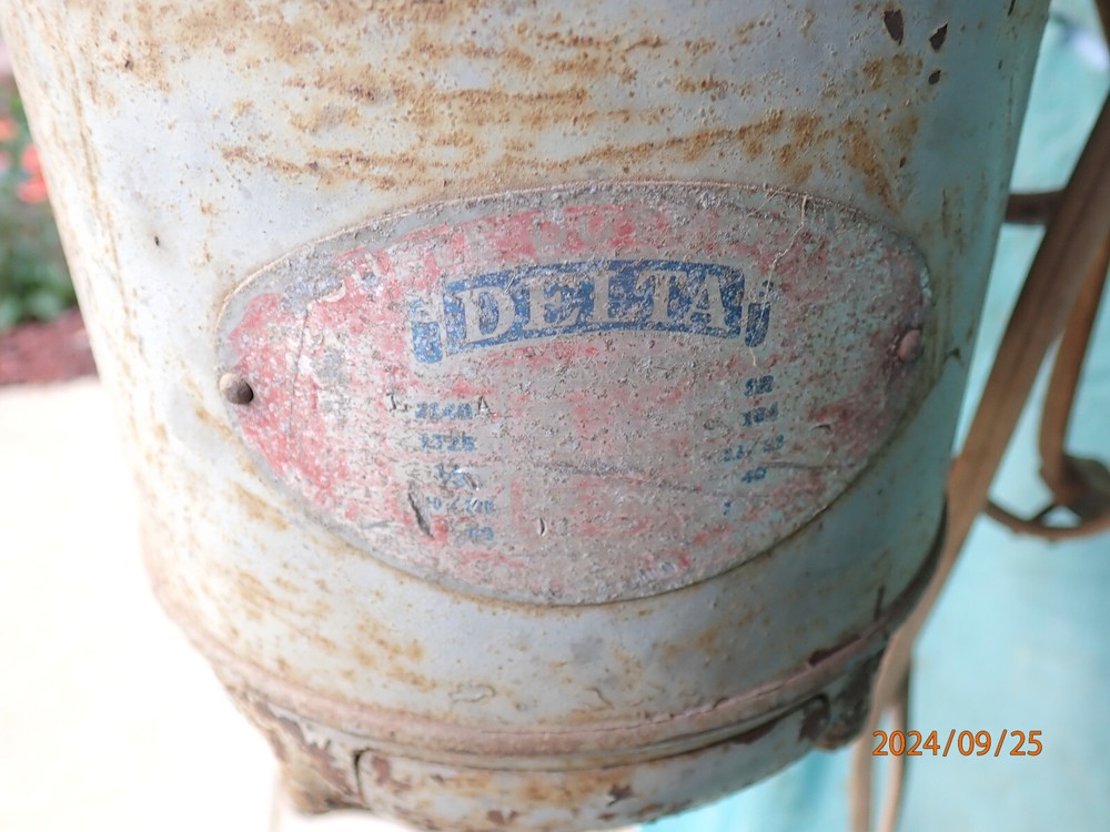 VINTAGE EARLY DELTA 14" DRILL PRESS WITH DP220 HEAD CASTING ROUND BASE