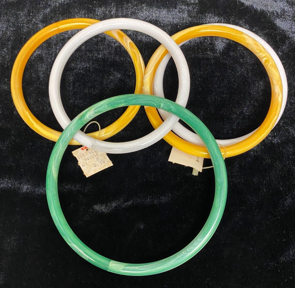PLASTIC MACRAME CRAFT RING SET OF 5