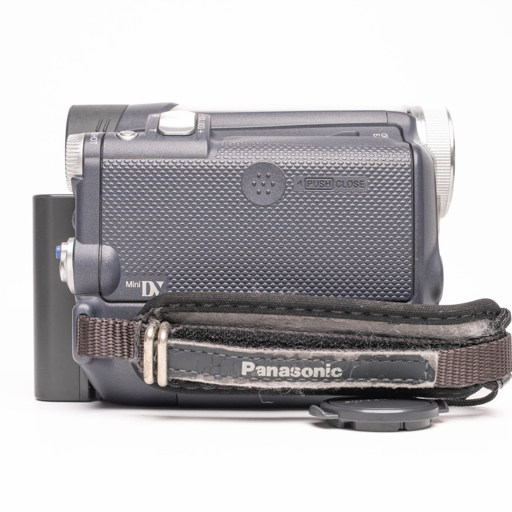 Panasonic NV-GS11 MiniDV PAL Camcorder - FULLY FUNCTIONAL