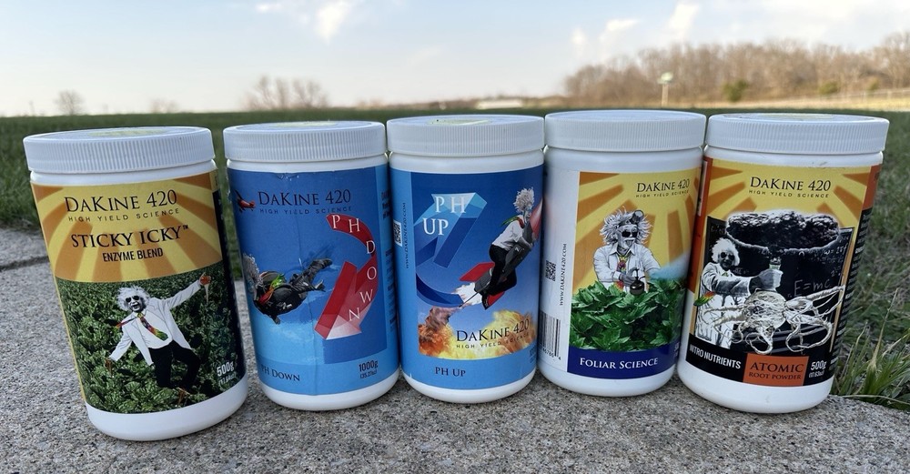 Dakine 420 Assorted Fertilizers