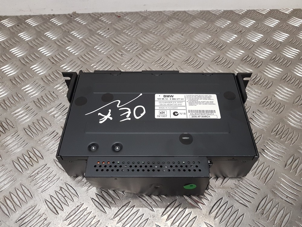 2006 BMW 1 SERIES E81 E87 6-Disc CD Changer Without Magazine 6986077 #0E
