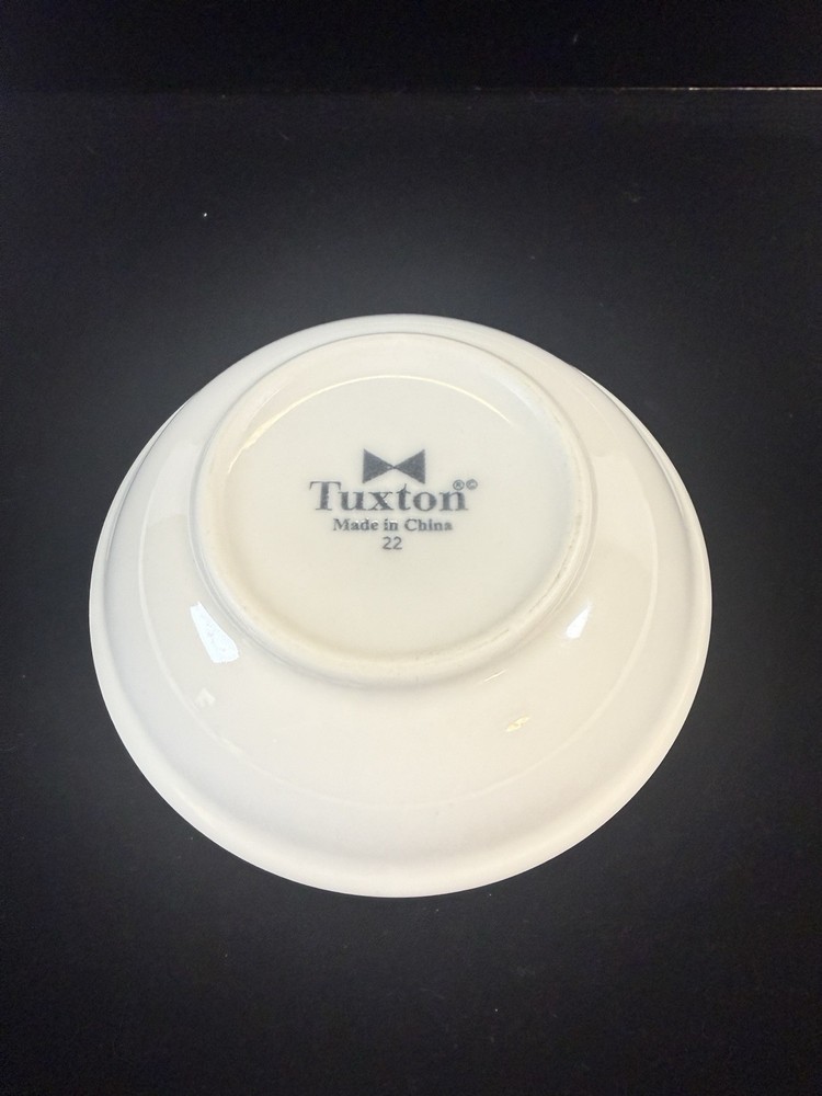 Tuxton China 3 oz. American White/Eggshell Ceramic Fruit Salsa Restaurant Ware