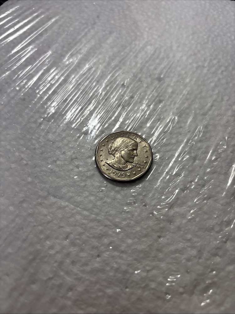 1979 D Mint Mark Susan B Anthony Dollar Coin Circulated
