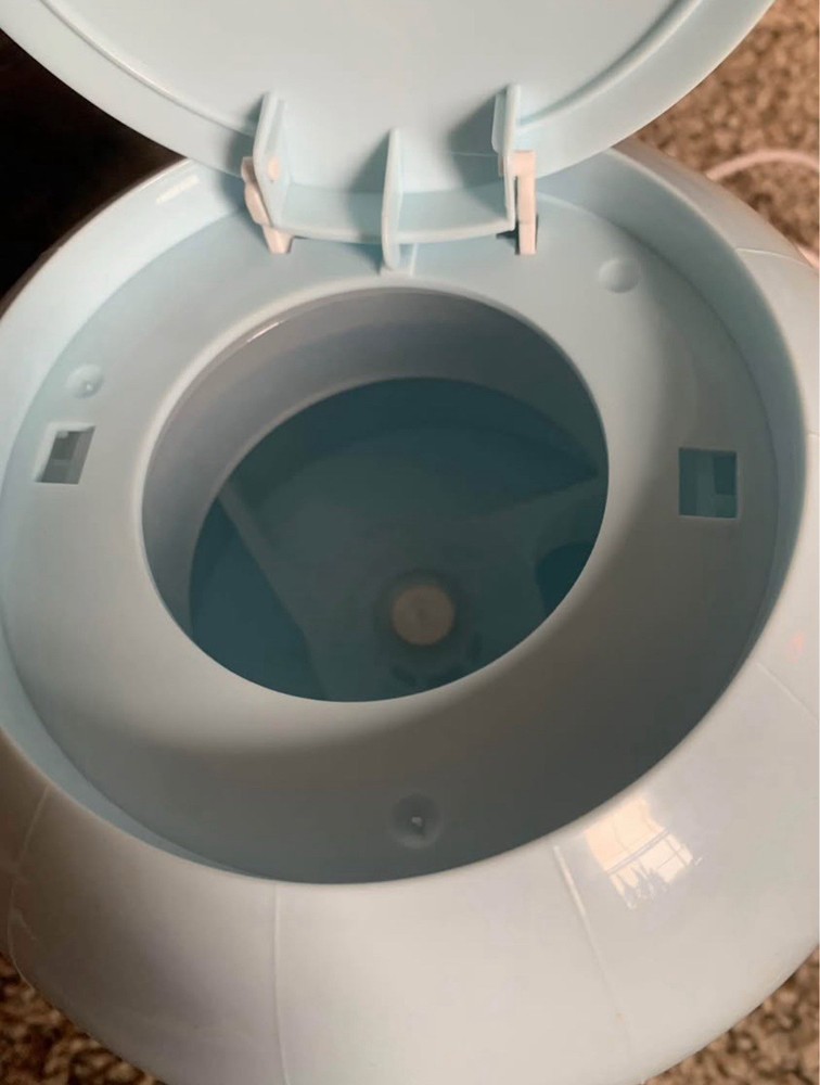 Sunbeam Igloo Snow Cone Maker Blue White