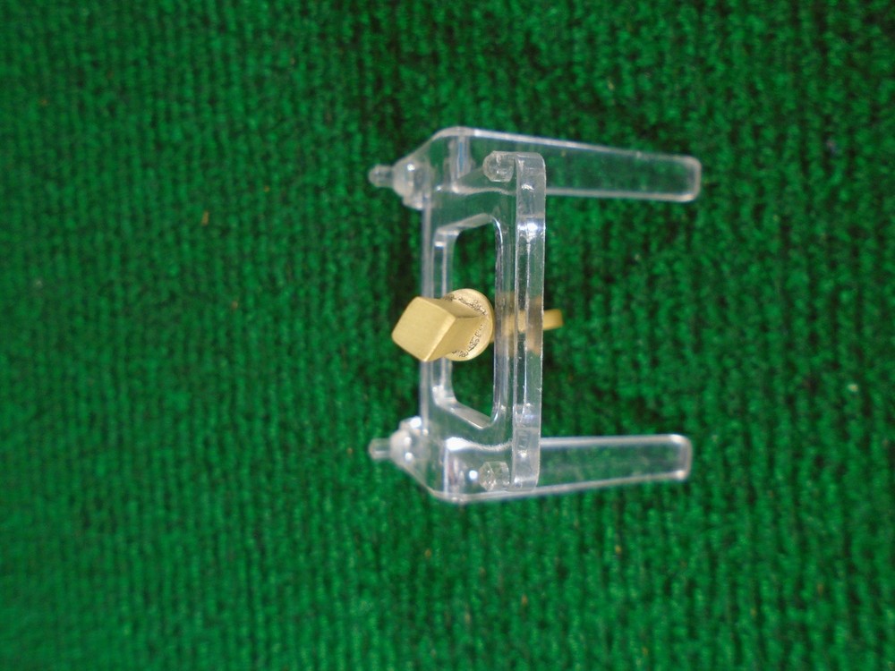 BRASS EMERGENCY ENTRY BIT KEY for BATH & PRIVACY LOCKS (33208)