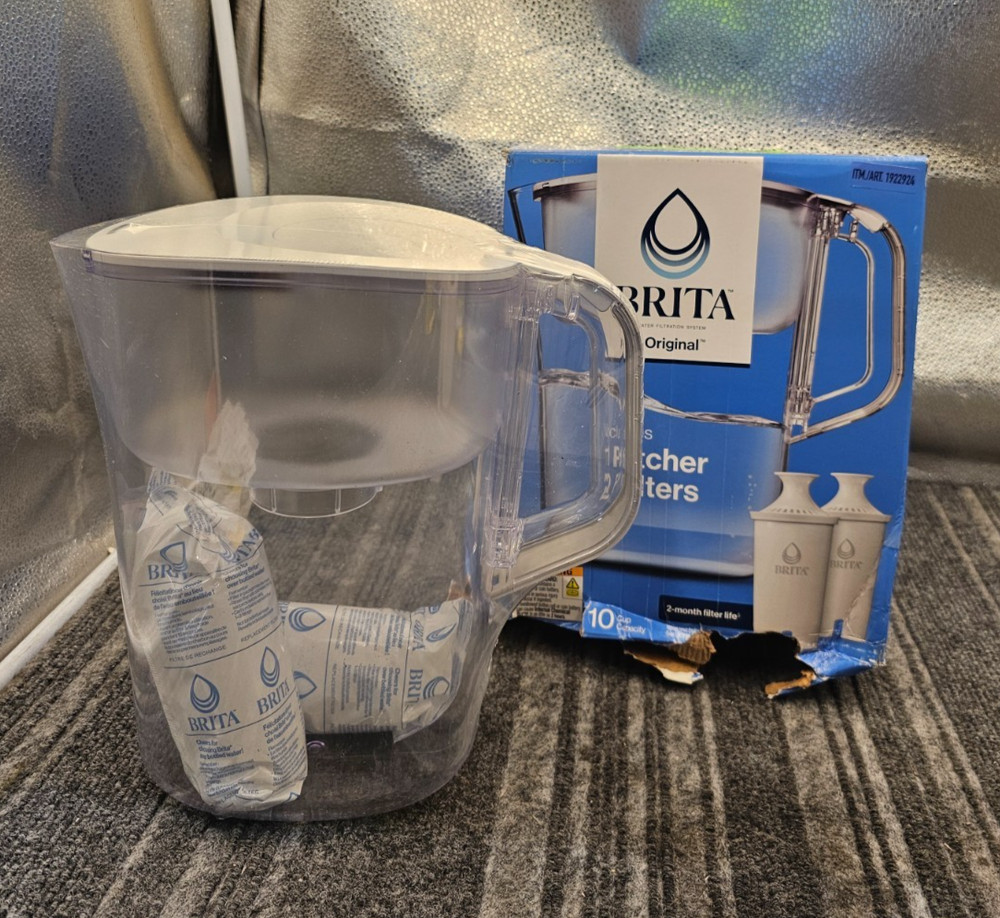 BRITA 1922924 Champlain 10-Cup Water Filter Pitcher + 2 Filters