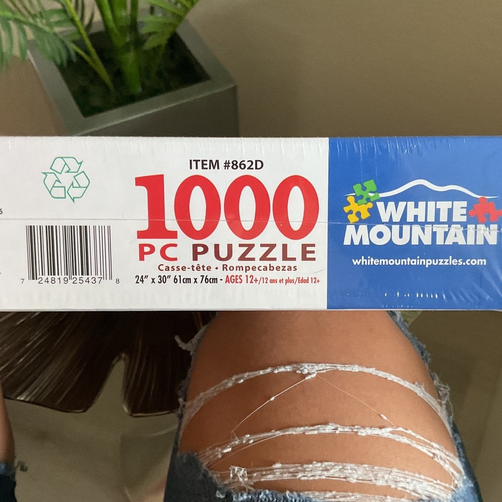 White Mountain 1000 Candy Wrapper Colorful Puzzle