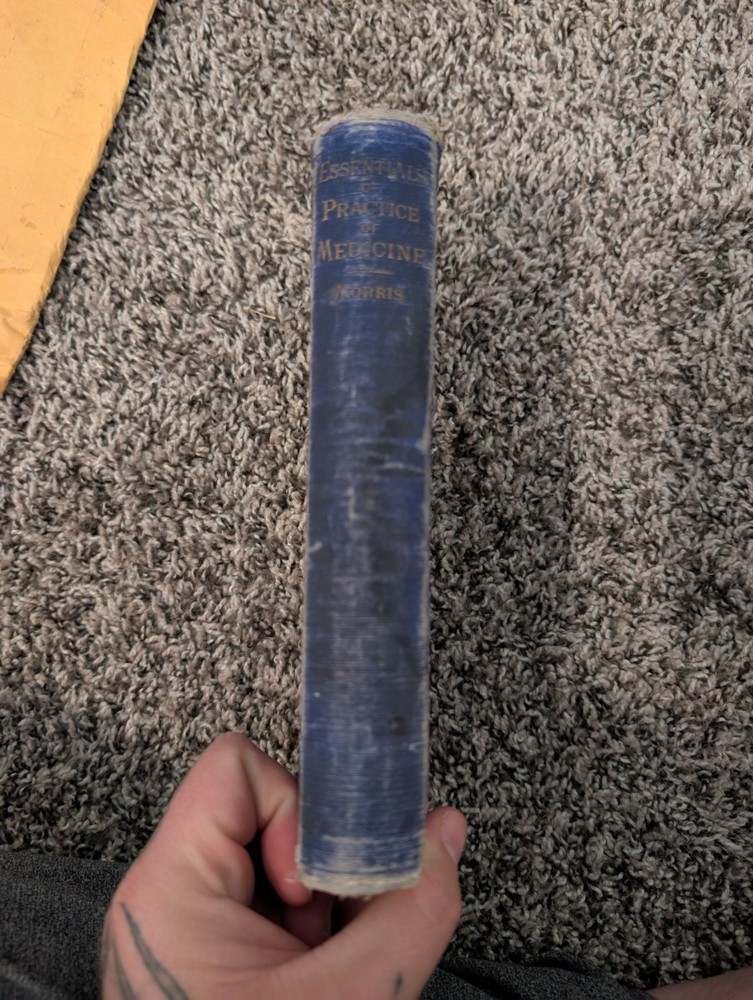 Essentials of Practicing Medicine Hardcover