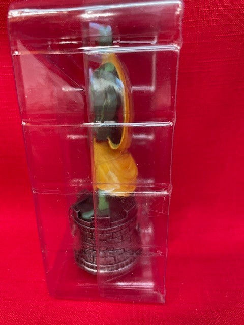 MARVEL CHESS FIG COLL MAG #23-VISION-WHITE ROOK- EAGLEMOSS PUBLICATIONS LTD