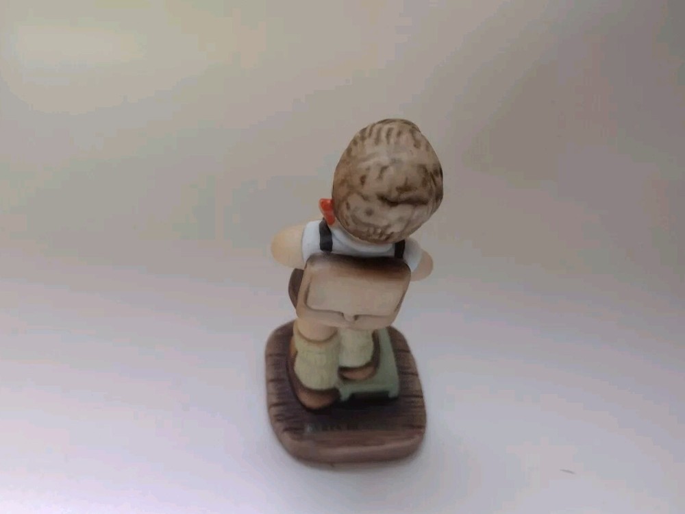 Berta Hummel You Did It Figurine Boy BH1 Goebel