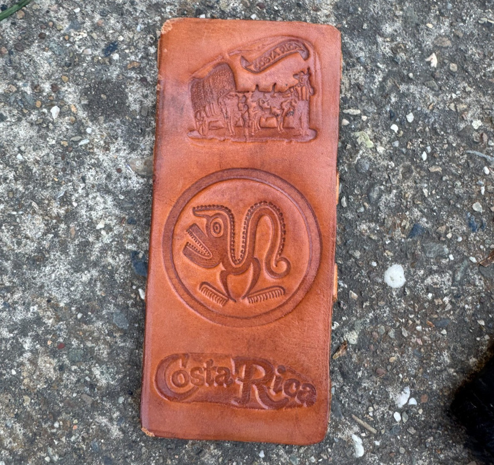 Tooled Leather 'Costa Rica' Reversible Checkbook