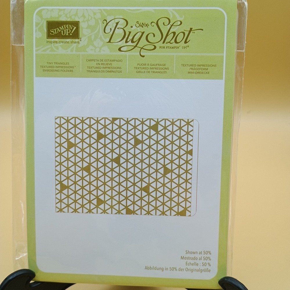STAMPIN UP TINY TRIANGLES TEXTURED IMPRESSIONS EMBOSSING FOLDER NEW A31534