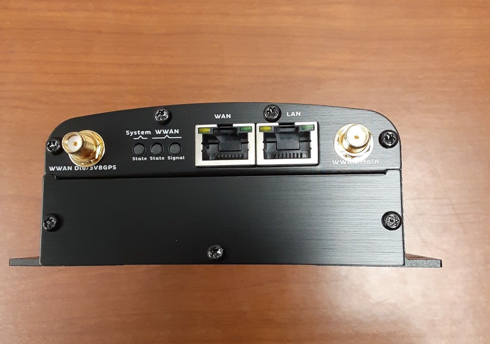 CloudGate CG0124-12135 Router/Modem with Power Supply.