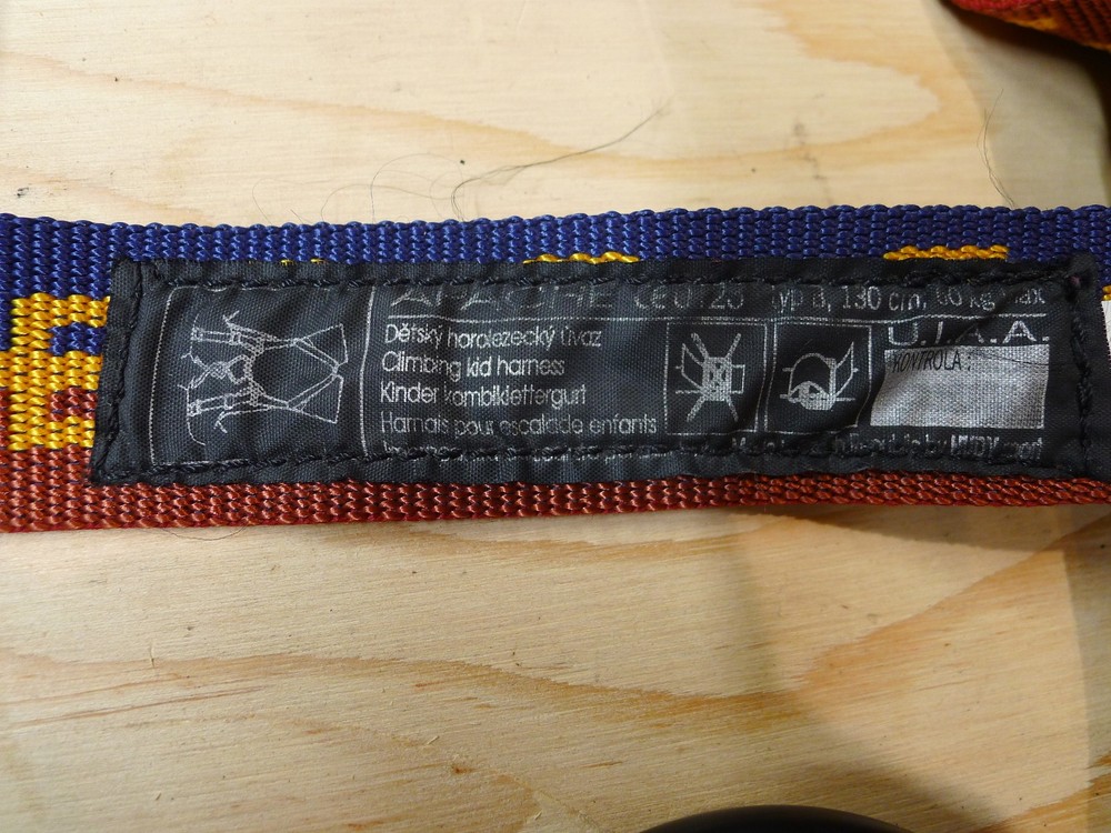 APACHE Climbing Harness 60kg 130 cm limit