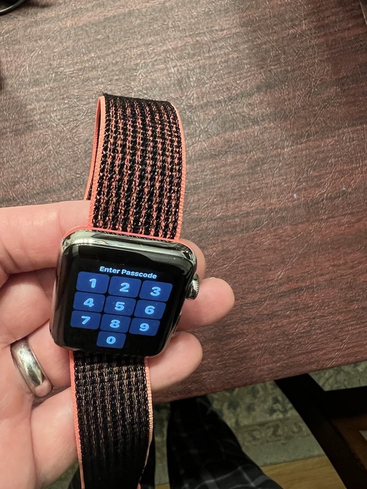 Great Condition Apple Watch 3 Stainless Steel