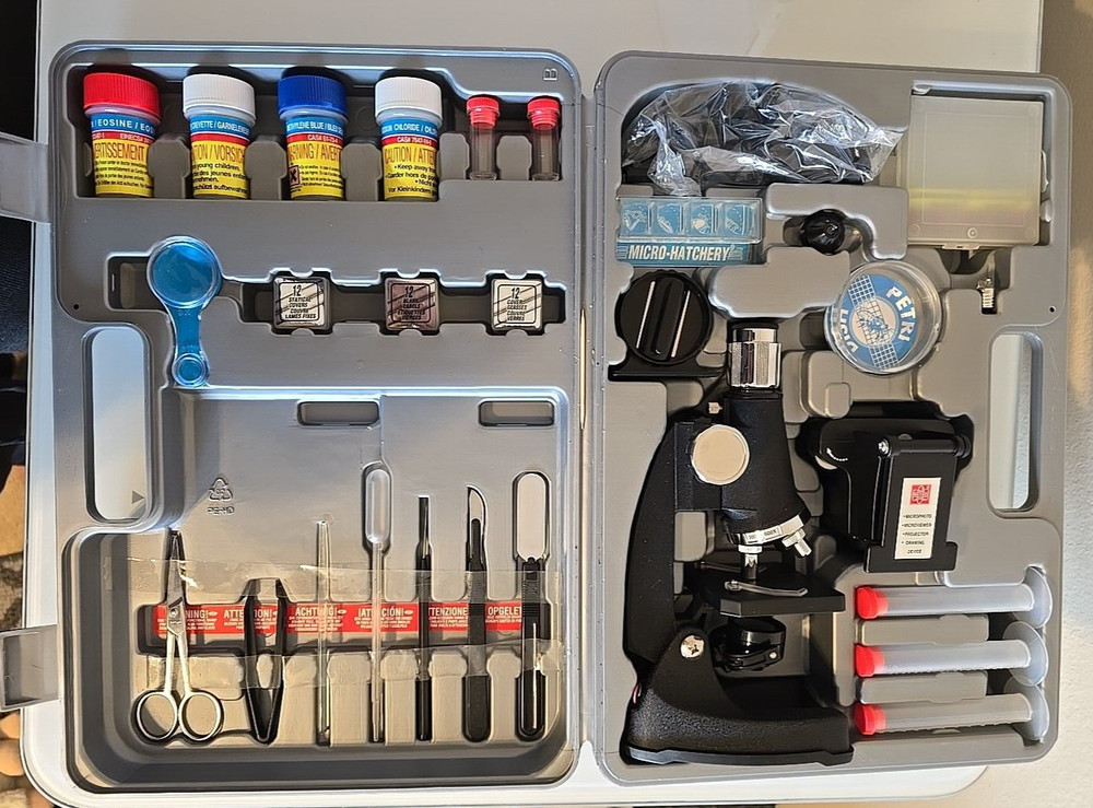 Edu Science Deluxe Microscope Set With Carrying Case