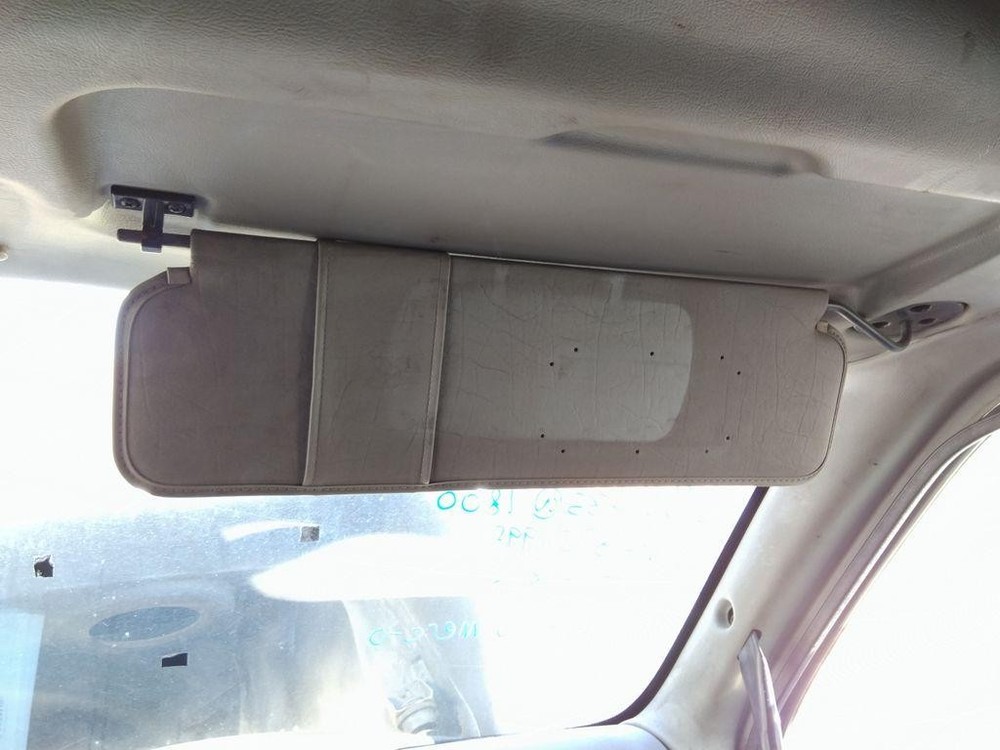 Replaces 2011 PETERBILT 387 INTERIOR SUN VISOR ,  MD