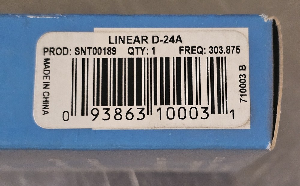 Linear D-24A Wireless Wall Mount Transmitter