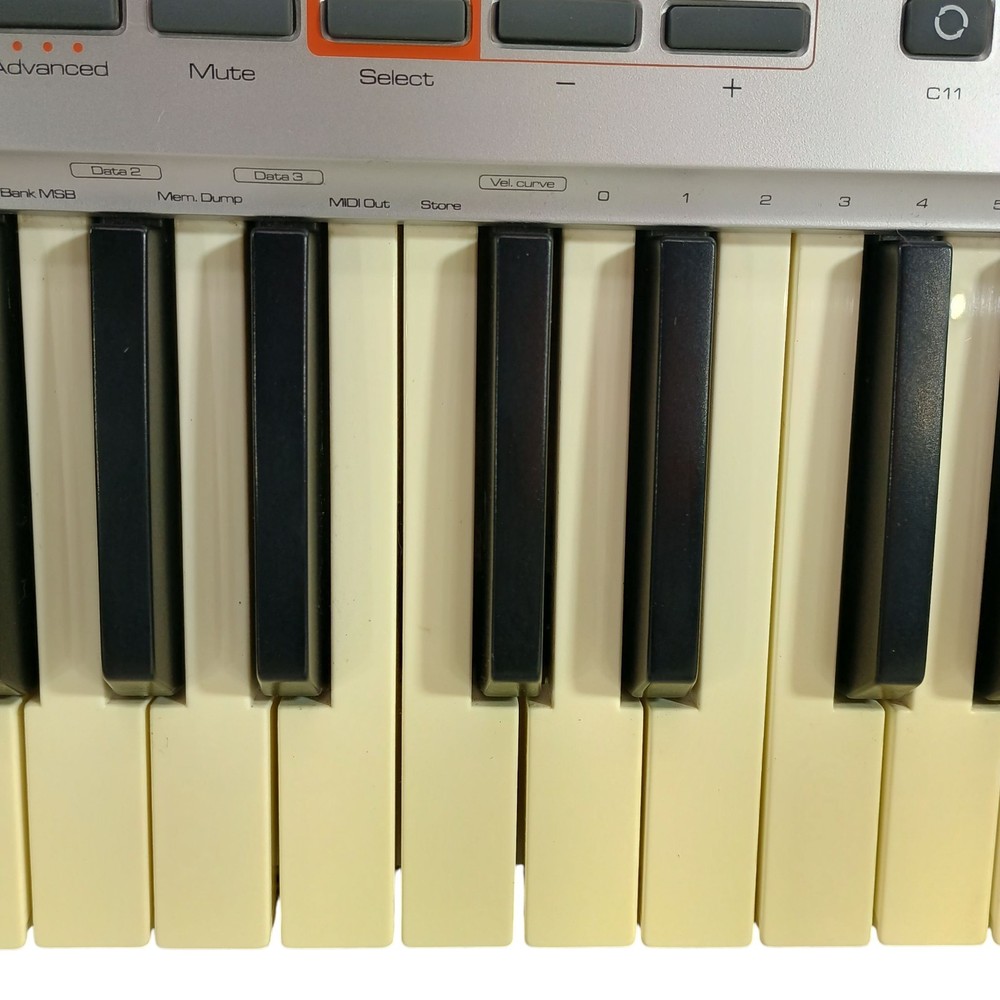 M-Audio Midiman Oxygen 8 25 key Controller MIDI - Keyboard Controller USB