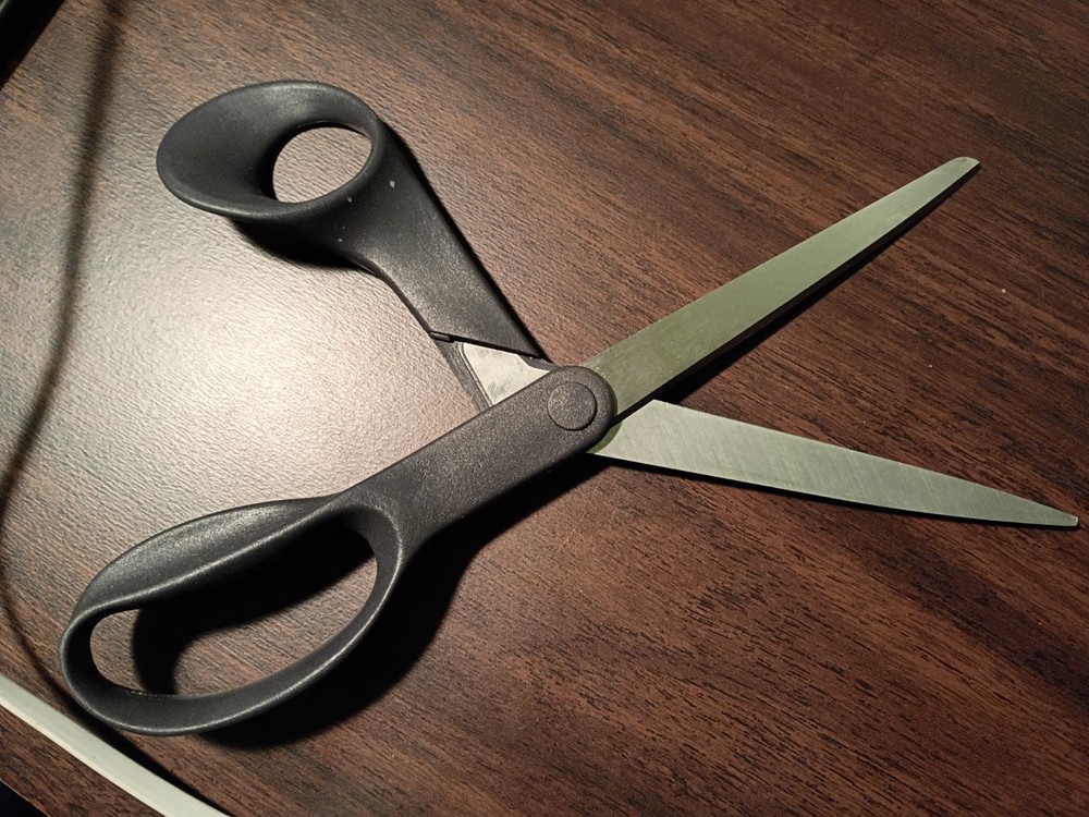 Fiskars stainless 3 1/2" blades scissors