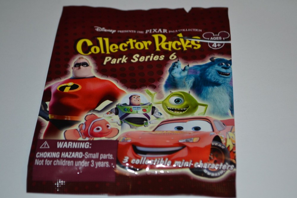 Disney Parks Collector Pack Series 6 Bruce (Finding Nemo) 1+" Mini Figure