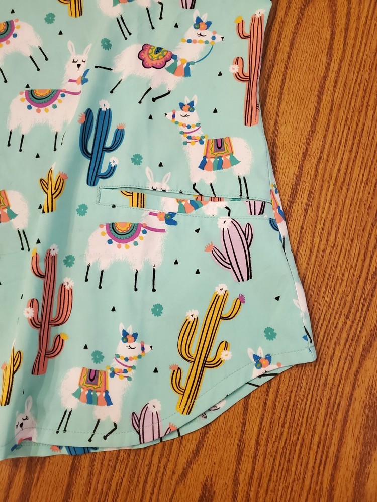 Cherokee Llama Scrub Top Lg!! EUC!! Green