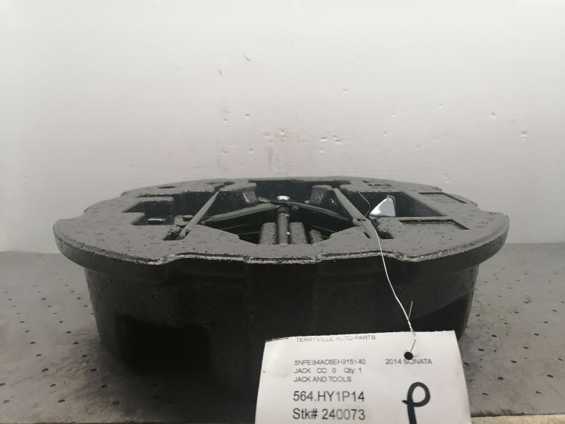 Jack and Tool Set Fits 2014 Sonata