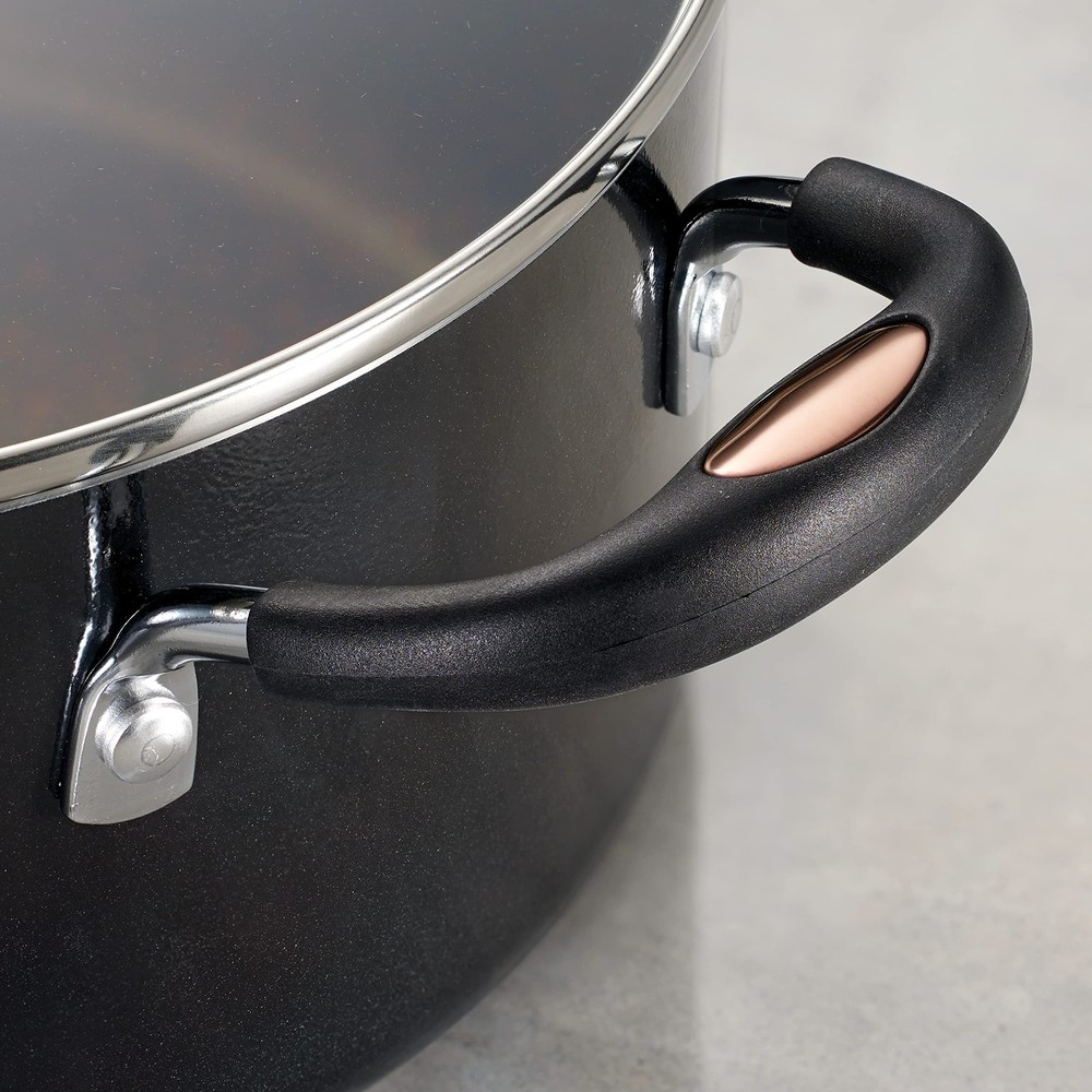 Pots & Pans (SAUTE PAN, 5.5-Quart)