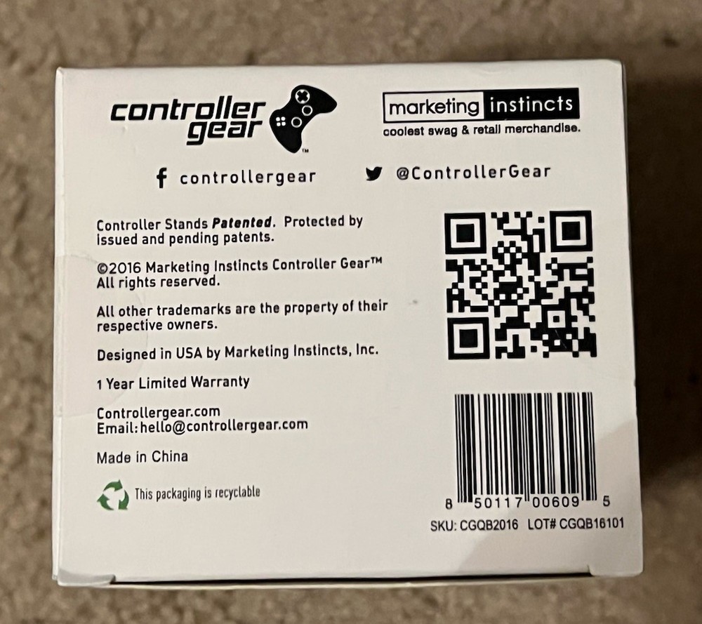 Microsoft Xbox One Quantum Break Controller stand W/ Controller Skin