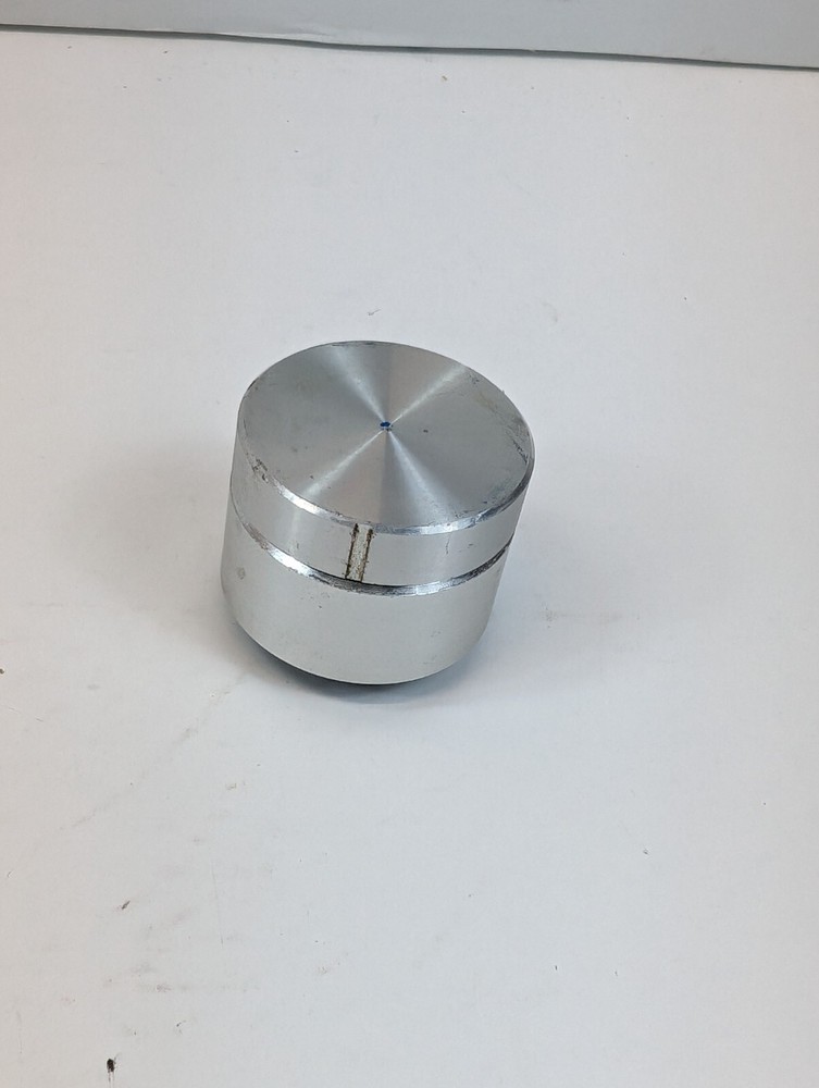 Realistic 31-2005 Stereo Frequency Equalizer - Output Level Volume Knob OEM