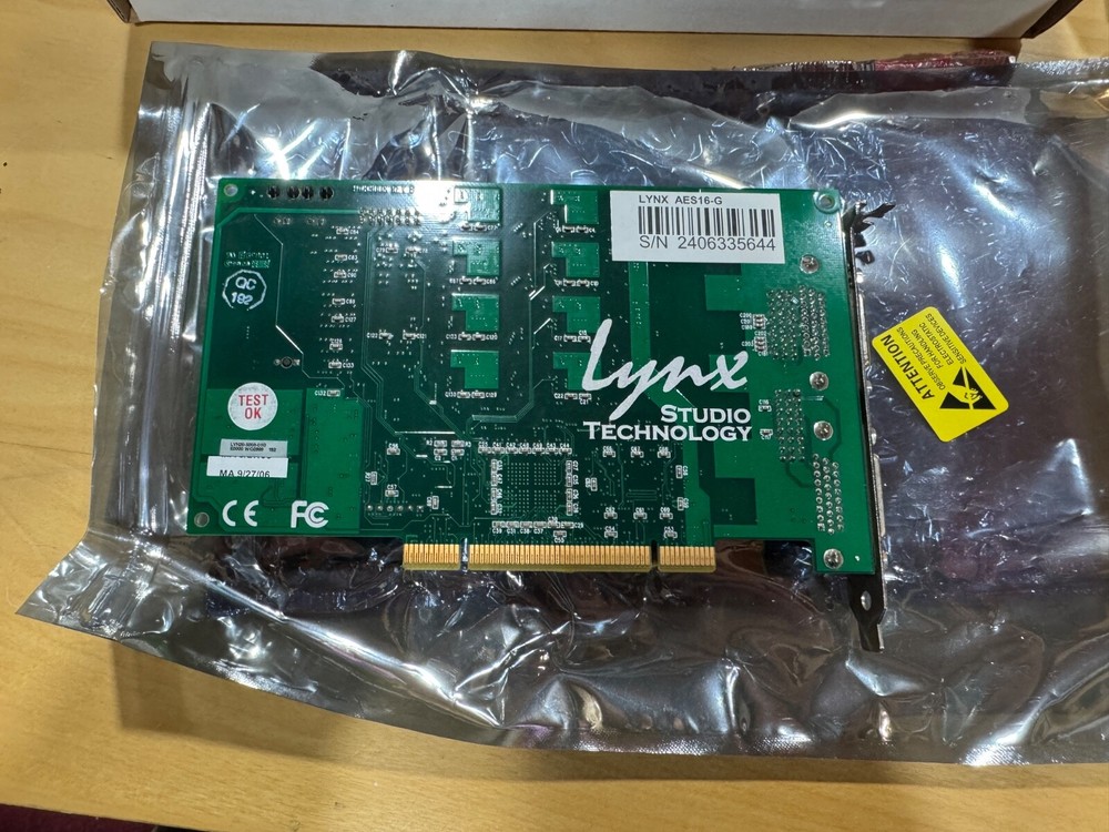 Lynx AES16-G with the cable, original box
