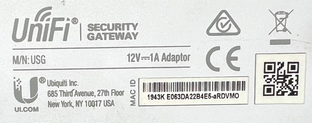 Ubiquiti Networks UniFi Security Gateway (USG) - White