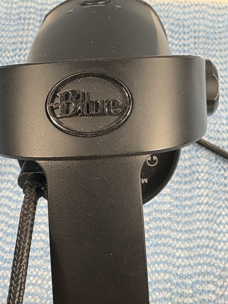 Blue A00136 Nano USB Microphone