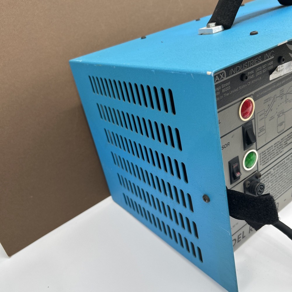 ProMax Roger 1 model RG3300 Recovery unit POWERS ON UNTESTED