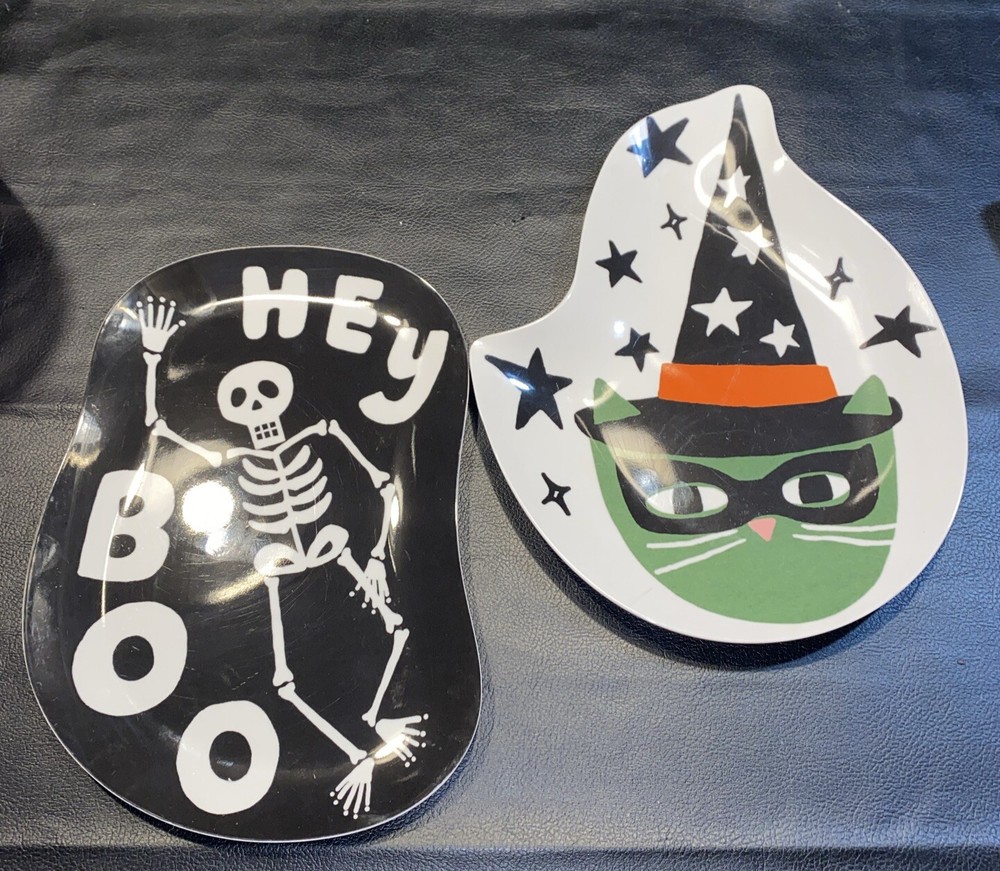Hyde & Eek Melamine Plates Hey Boo Skeleton & Cat Witch