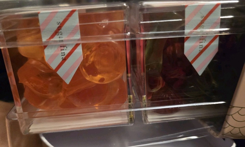Sugarfina Mailbox Valentines Day Gummy Candy And Mailbox