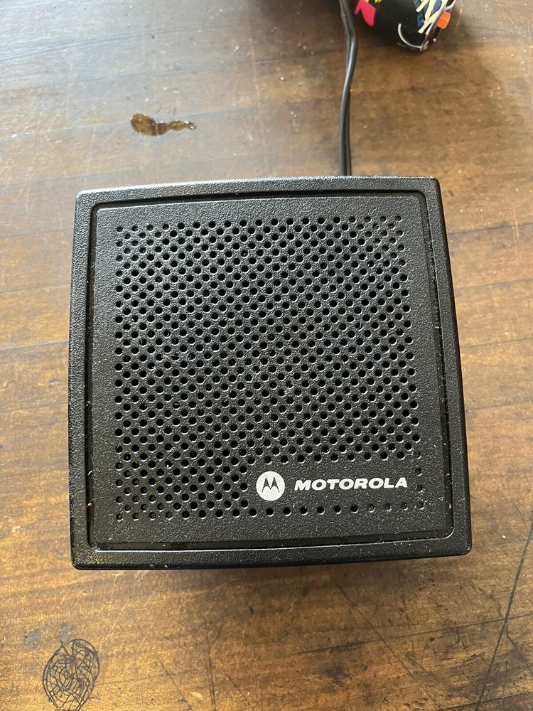 Motorola HSN4031B External Speaker 7.5W for mobile radios