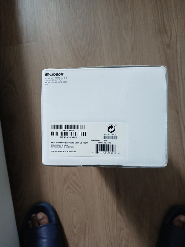 Microsoft LPF-00004 Motion Sensing Gaming Controller For Xbox 360