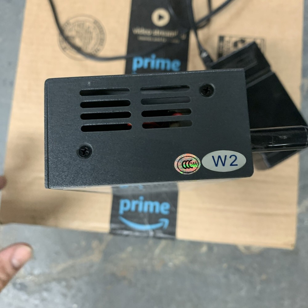 Extron PVS 305SA IP Polevault Switcher